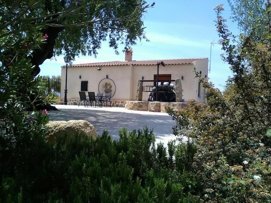 Finca Santa Lucia Alojamientos Mazarambroz Exteriör bild